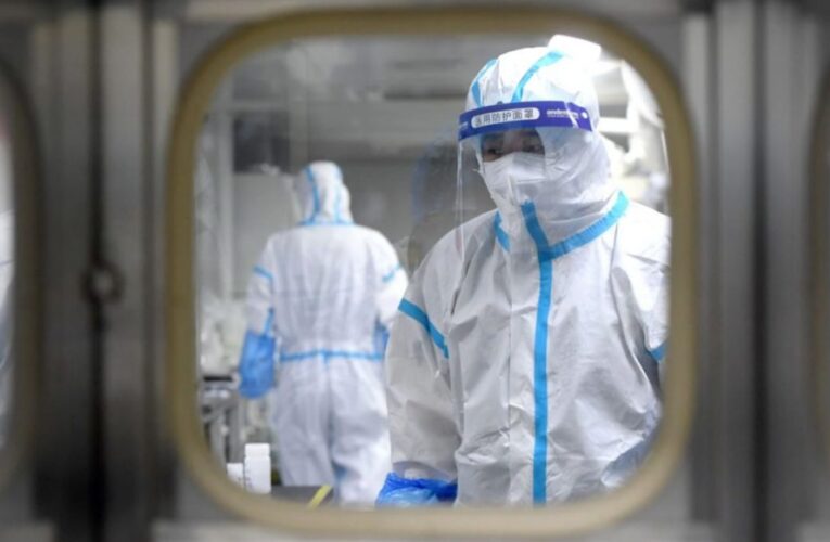 ΕΚΡΗΚΤΙΚΟ ΚΟΚΤΕΙΛ ΙΩΣΕΩΝ ΚΑΙ ΚΟΡΩΝΟΙΟΥ